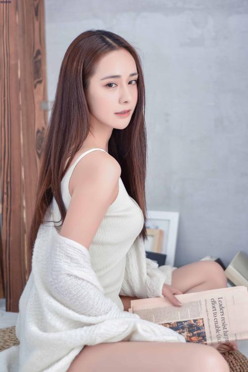 杨童舒大尺度写真的相关介绍