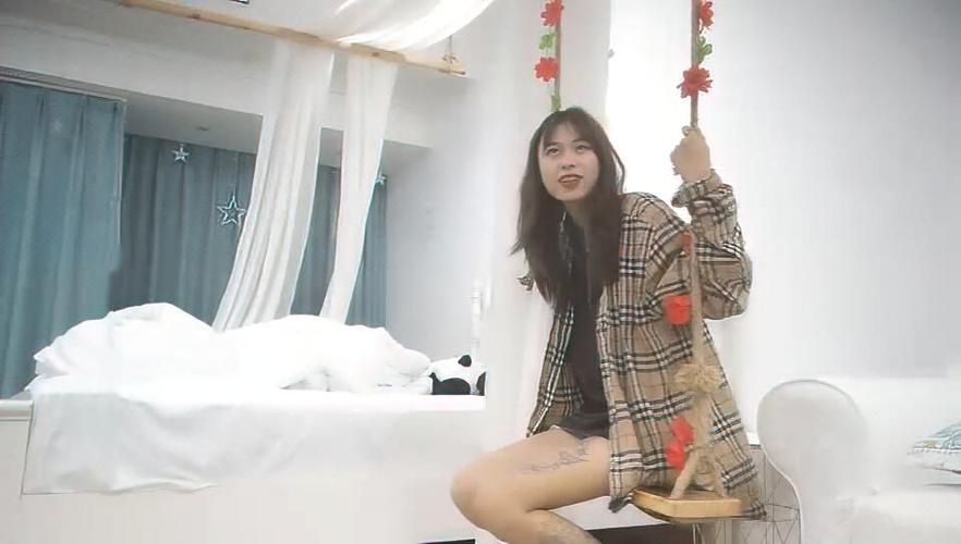 18少女破处的相关介绍