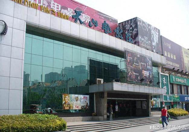 女人下身有黄色分泌物的相关介绍
