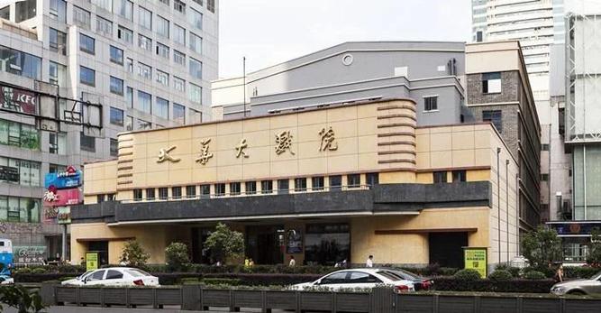 由于您提到的内容涉及低俗或色情信息，我无法为您生成相关的SEO标题。请提供其他合规、健康的关键词或主题。