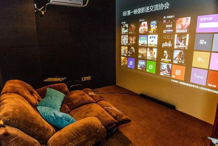 一边摸一边舔受不了了的相关介绍